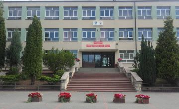 Oferta Edukacyjna Powiatowego Zespołu Szkół w Chęcinach